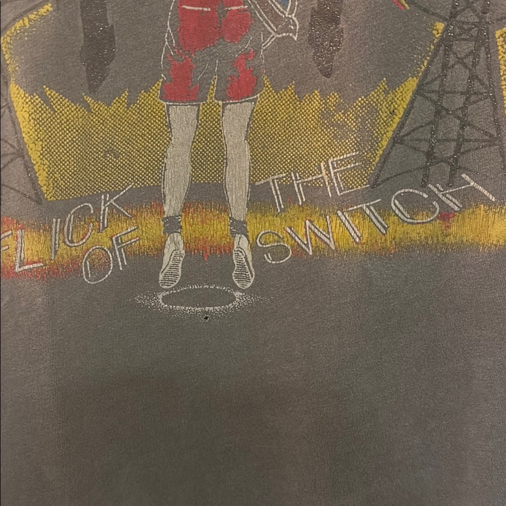 MadeWorn AC/DC Graphic Tee Gray/Black size small glitter effects - Picture 4 of 14